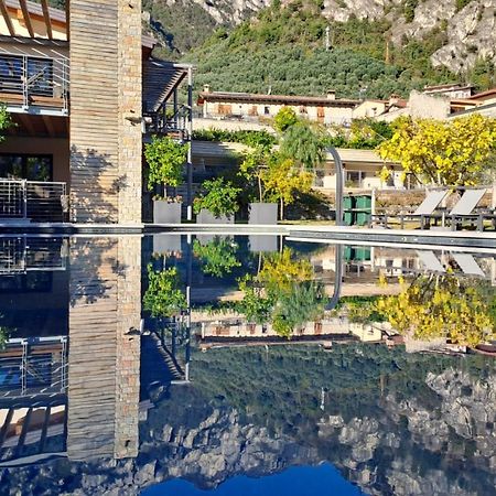 Sibenbras Natural Aparthotel リモーネ・スル・ガルダ エクステリア 写真