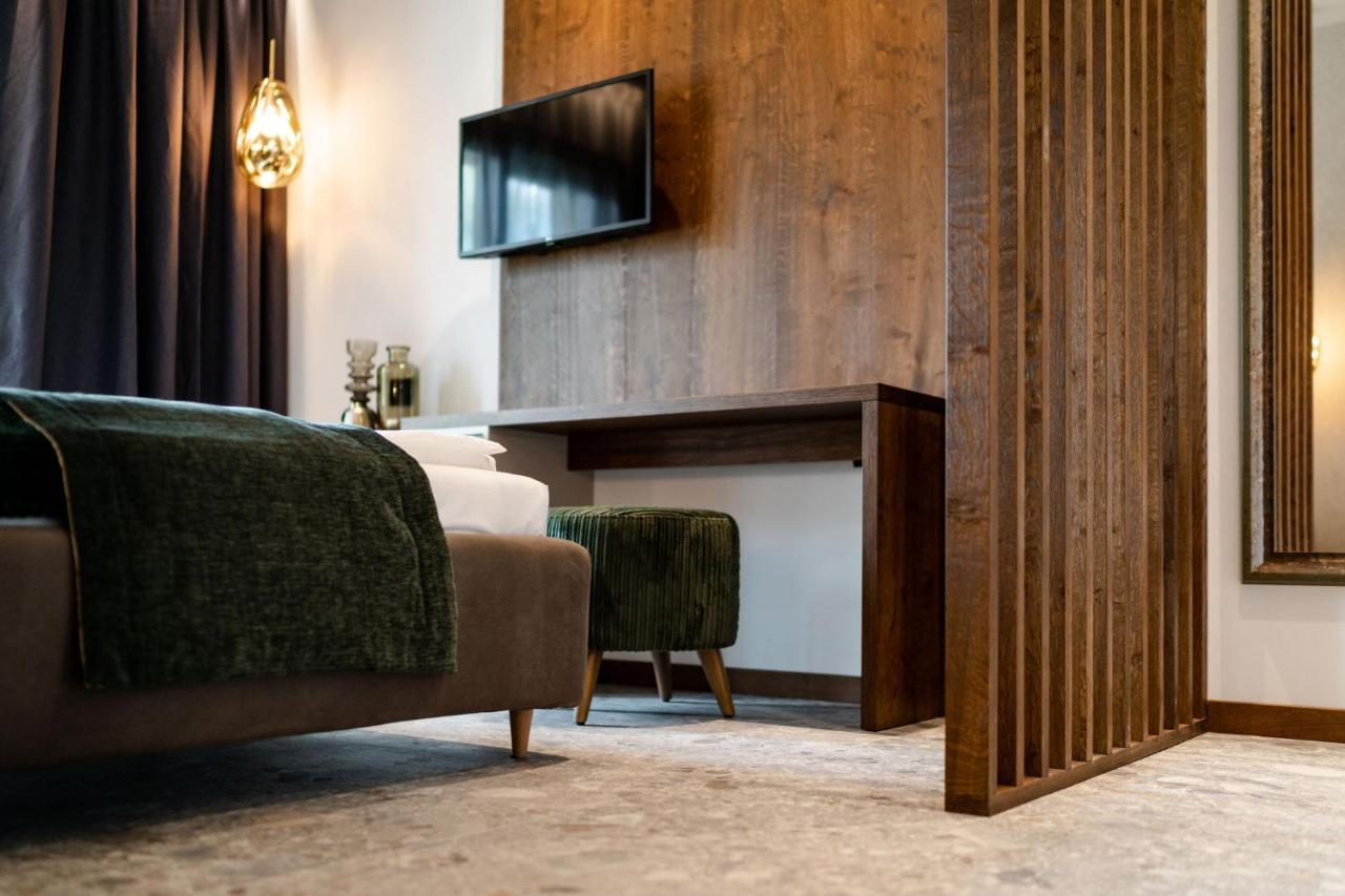 Sibenbras Natural Aparthotel リモーネ・スル・ガルダ エクステリア 写真