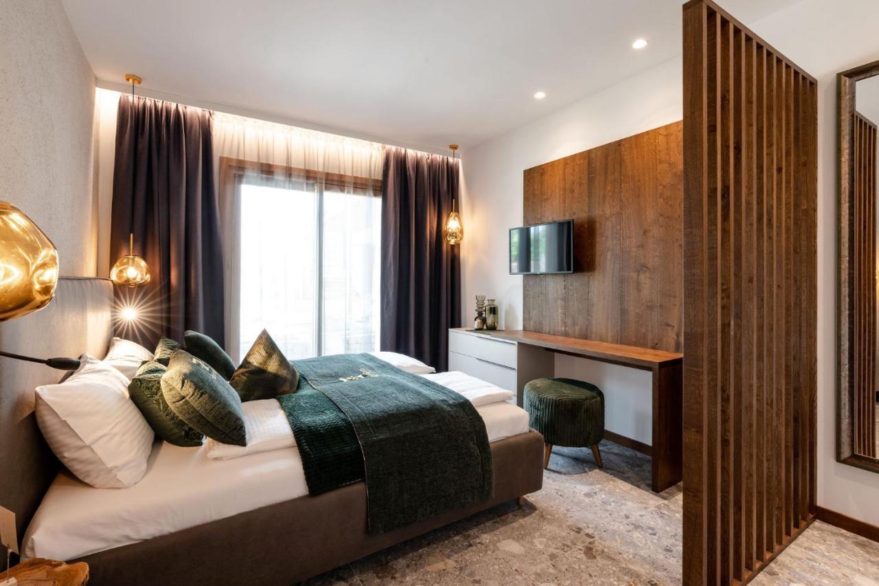 Sibenbras Natural Aparthotel リモーネ・スル・ガルダ エクステリア 写真