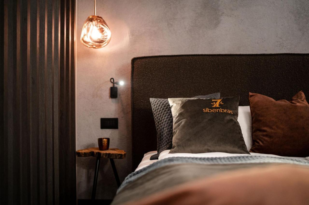 Sibenbras Natural Aparthotel リモーネ・スル・ガルダ エクステリア 写真