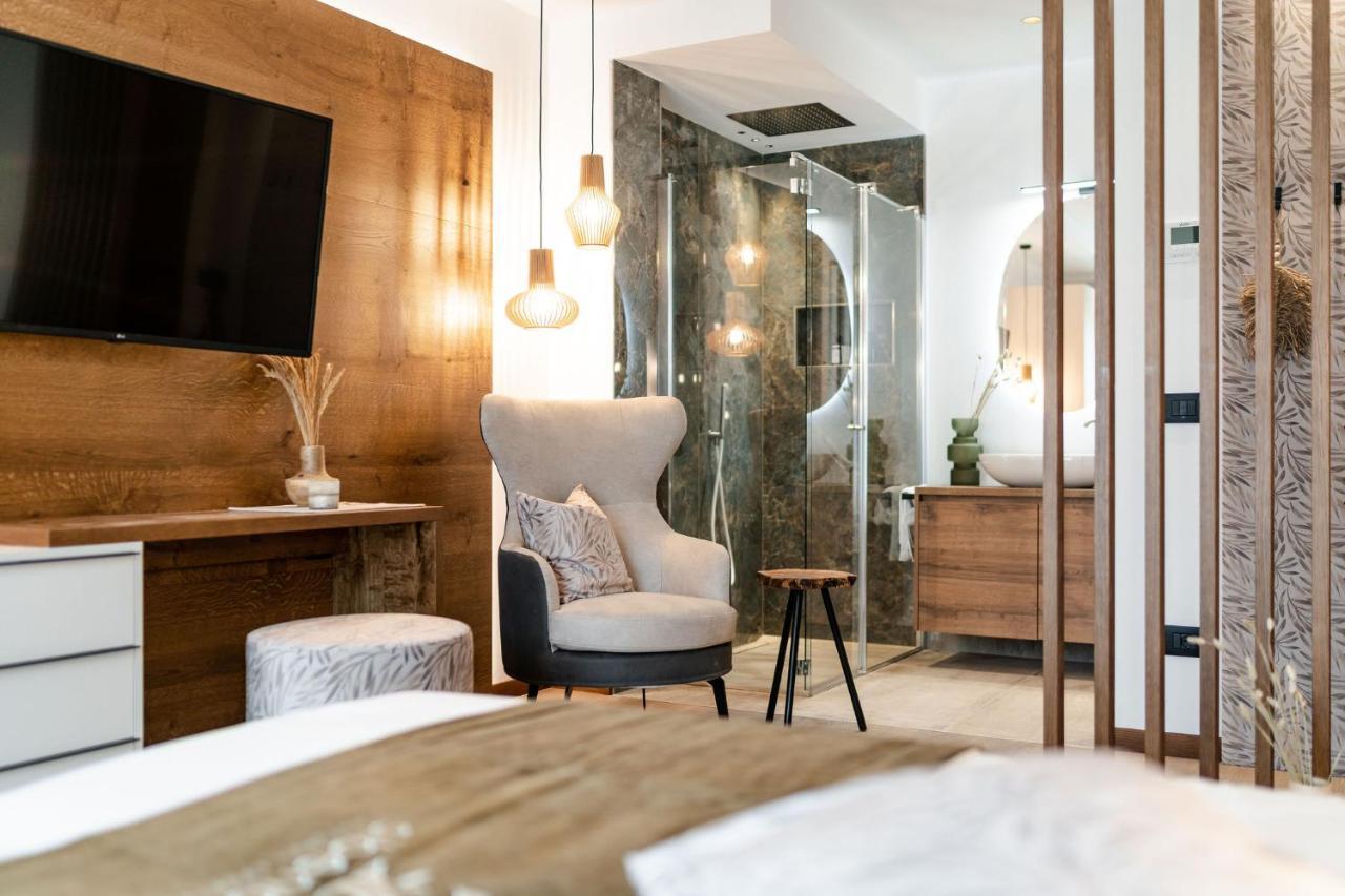 Sibenbras Natural Aparthotel リモーネ・スル・ガルダ エクステリア 写真